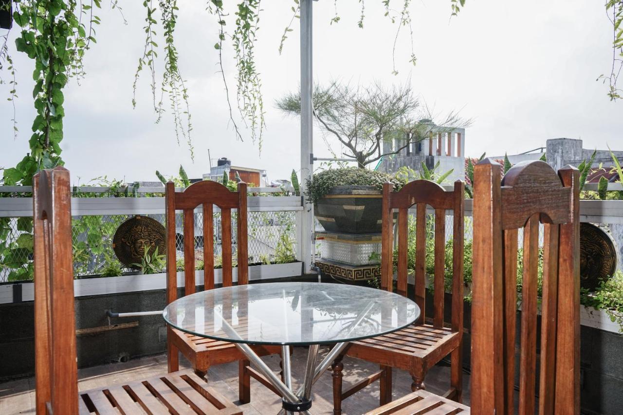 Super Oyo 444 Rafitha Homestay Baturetno Εξωτερικό φωτογραφία